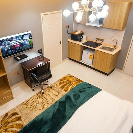 The Avery Suites, East Legon Accra Esterno foto